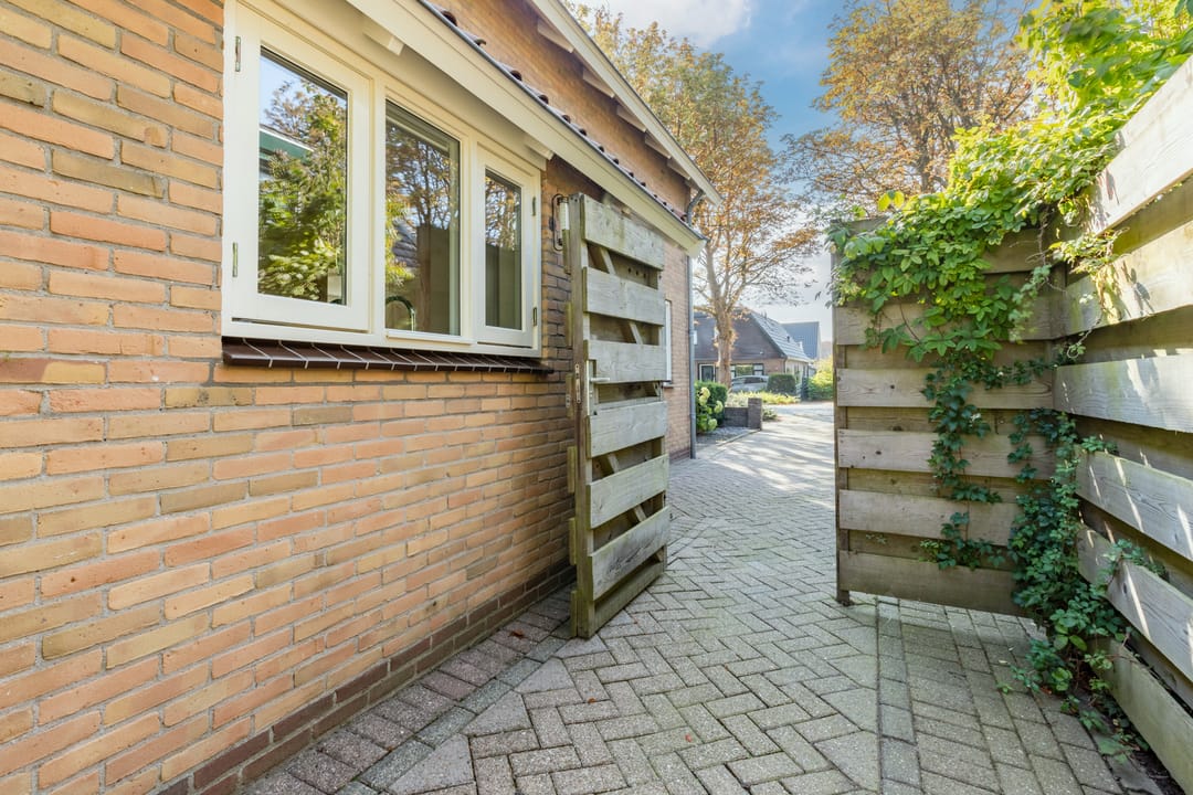 Foto 8 van Stationsweg 18