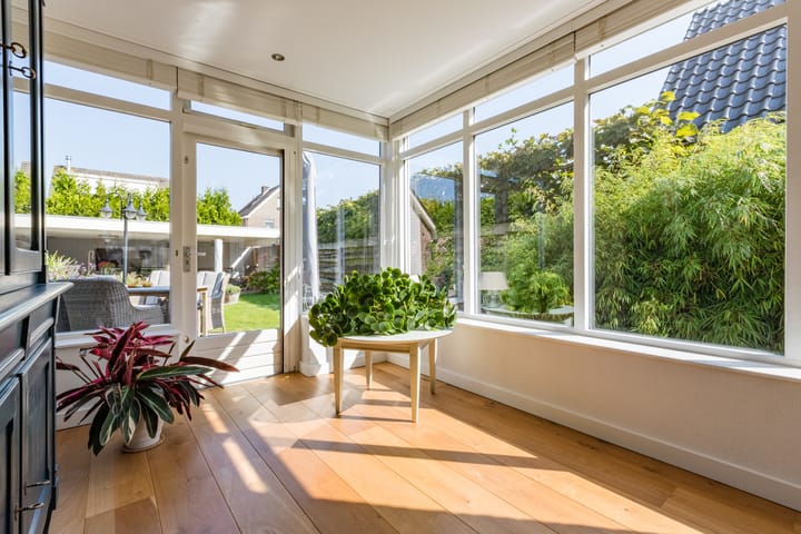 Photo 20 of Stationsweg 18