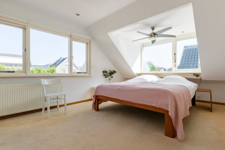 Photo 28 of Stationsweg 18