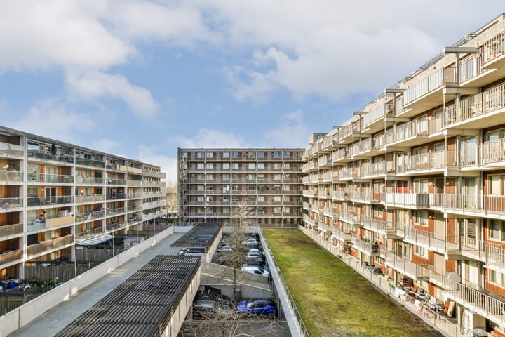 Foto 8 van Julius Pergerstraat 204