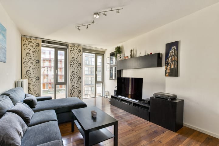 Foto 10 van Julius Pergerstraat 204