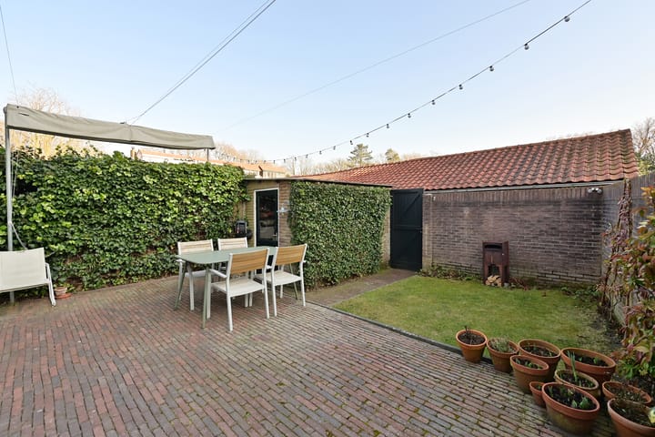 Foto 3 van Witte de Withlaan 2