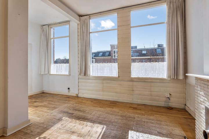 Photo 17 of Graaf Lodewijkstraat 12