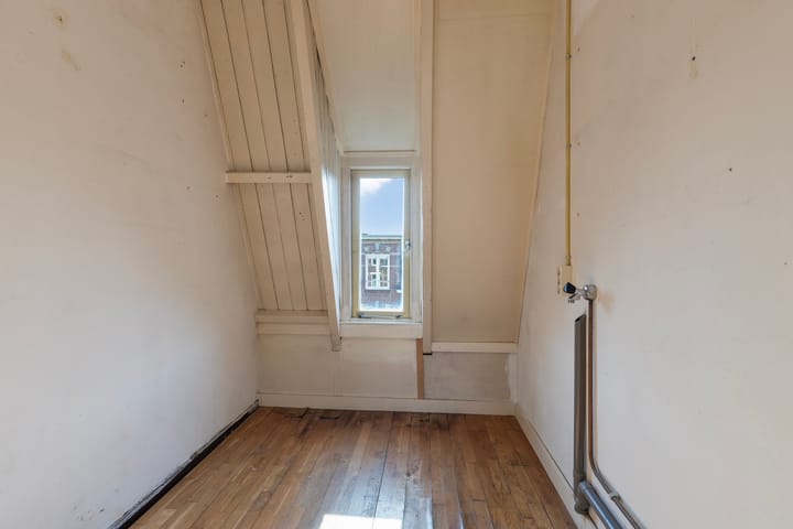 Photo 31 of Graaf Lodewijkstraat 12