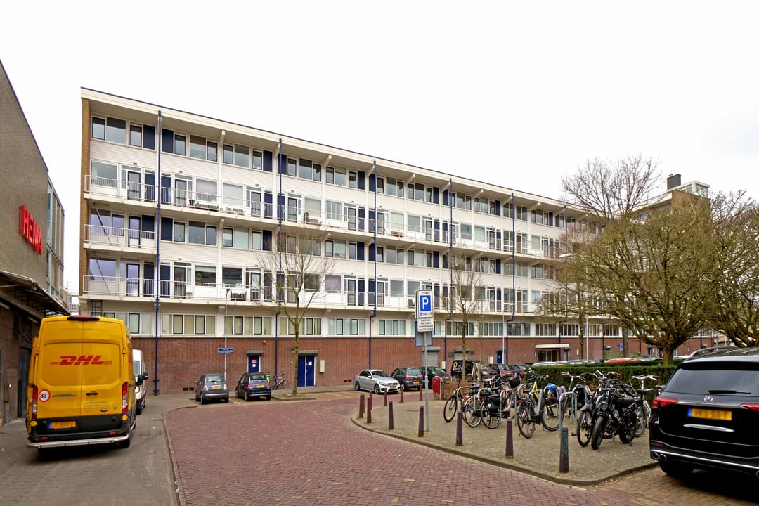 Photo 1 of van Tuyll van Serooskerkenstraat 7