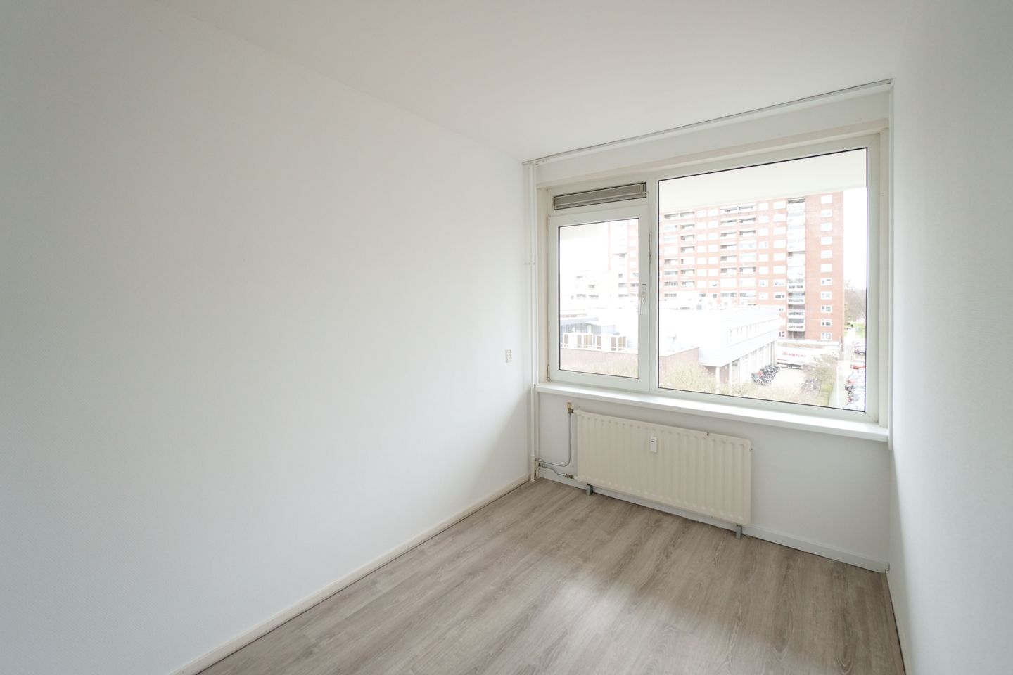 Photo 19 of van Tuyll van Serooskerkenstraat 7