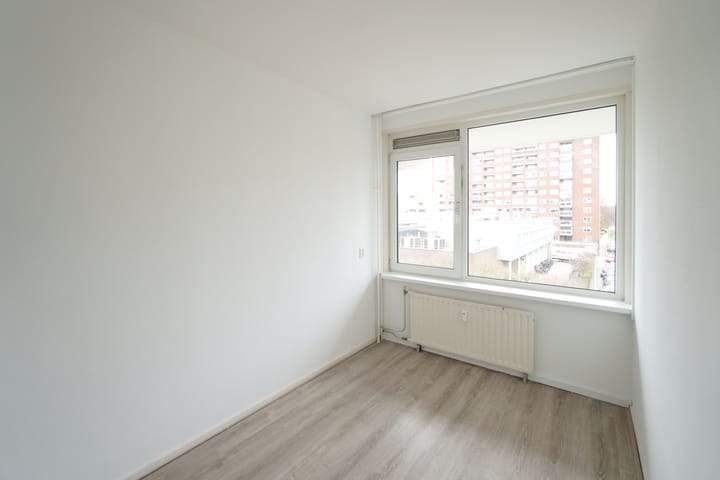 Foto 19 van van Tuyll van Serooskerkenstraat 7