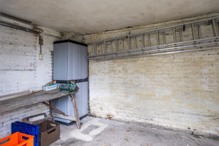 Photo 22 of Azurietstraat 37