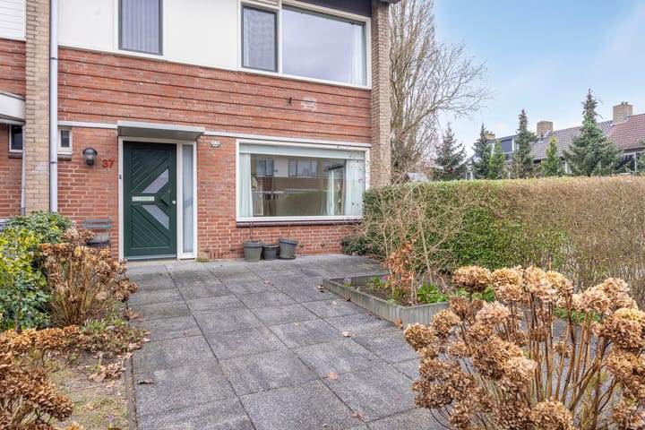 Photo 23 of Azurietstraat 37