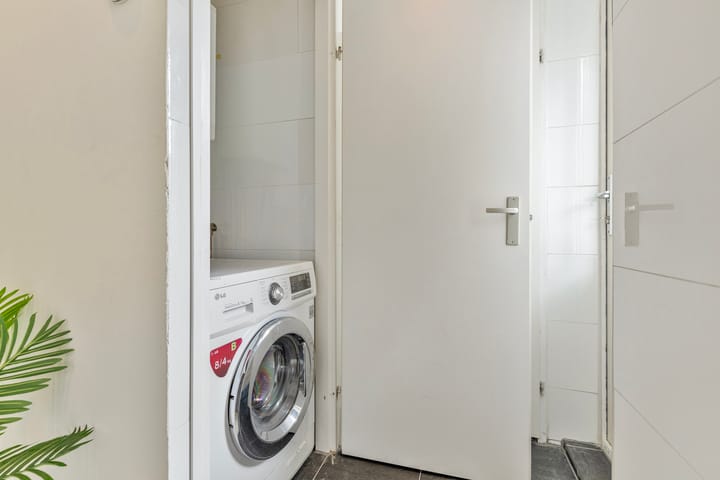 Foto 12 van Van Ostadestraat 374-2