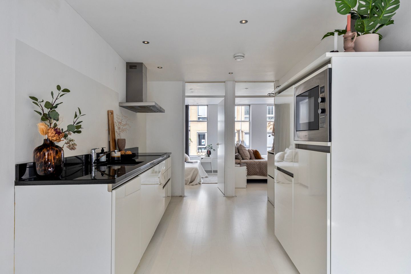 Foto 19 van Van Ostadestraat 374-2