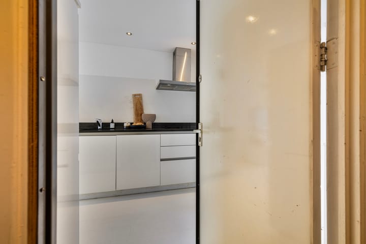 Foto 28 van Van Ostadestraat 374-2