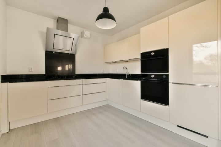 Foto 11 van Rhenenhof 77