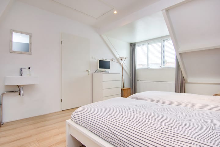 Foto 42 van Rijksstraatweg 201