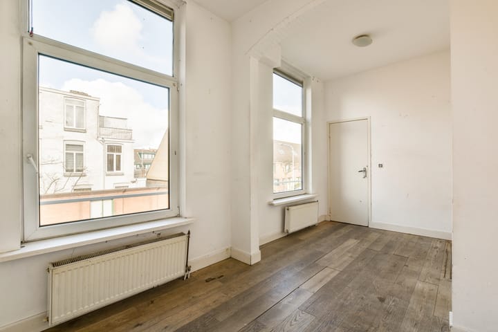 Foto 8 van De Heemstraat 300