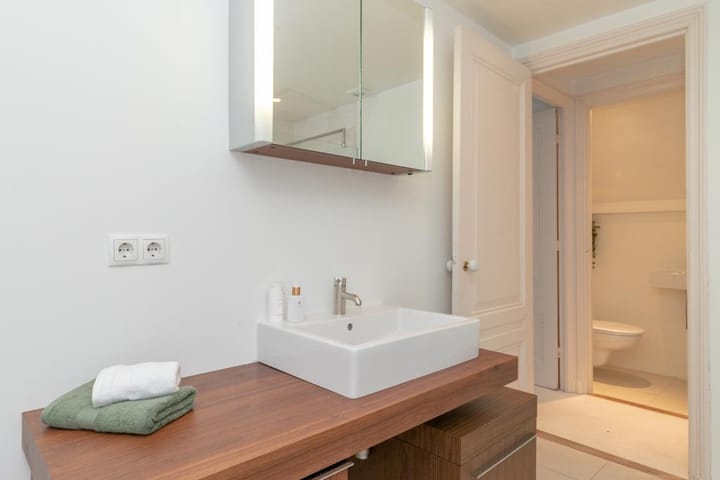 Foto 31 van Jericholaan 64-B