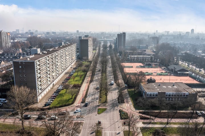 Foto 40 van Holysingel 402