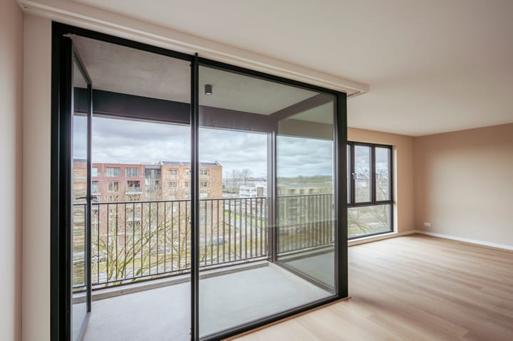 Foto 8 van Dudokstraat 46