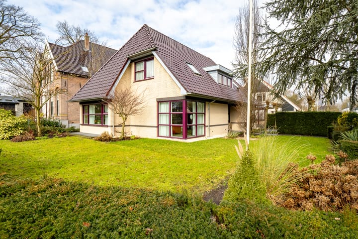 Foto 1 van Oosteinde 7