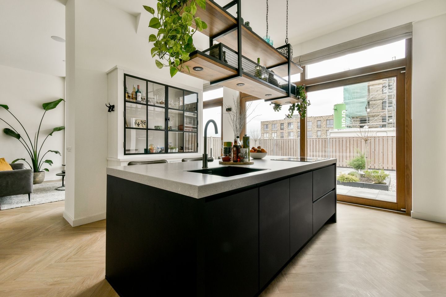 Foto 5 van Tan Malakastraat 86-A