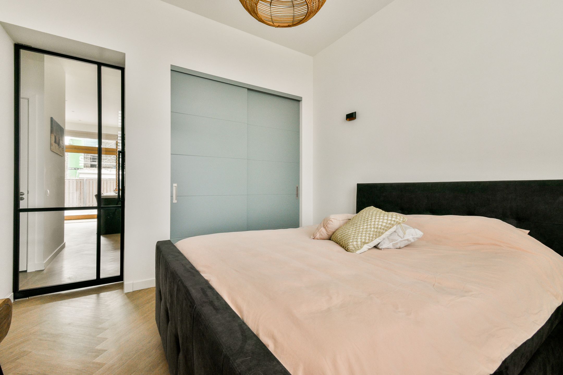 Foto 15 van Tan Malakastraat 86-A