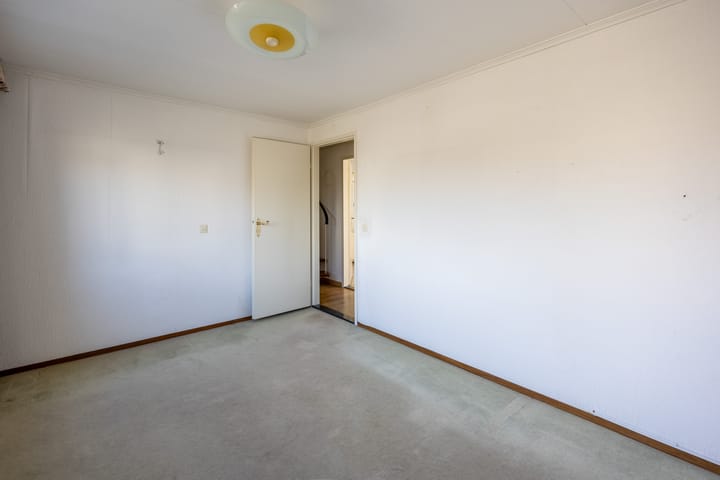 Foto 19 van Van Bergenstraat 16