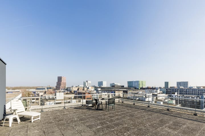 Foto 23 van Makelaarstraat 12-E