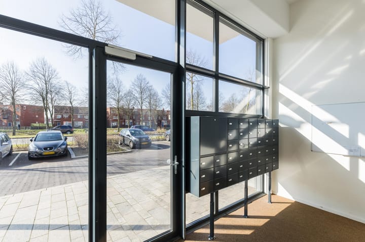 Foto 3 van Makelaarstraat 12-E