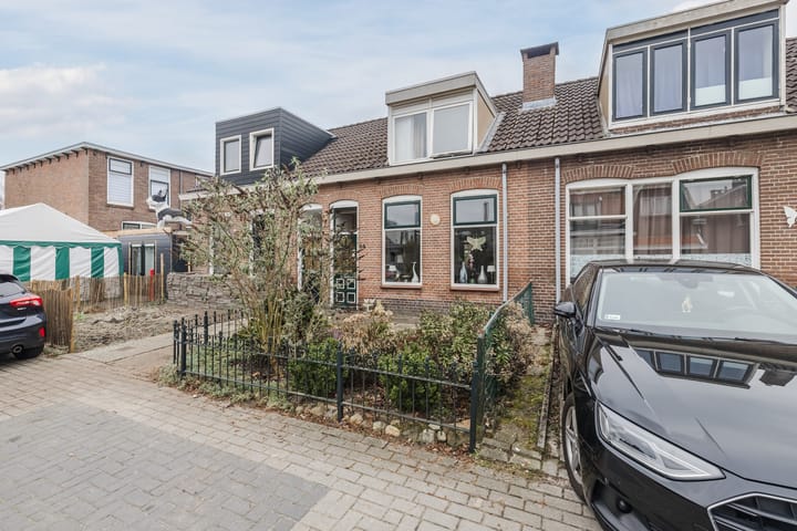 Foto 7 van Oranjestraat 64