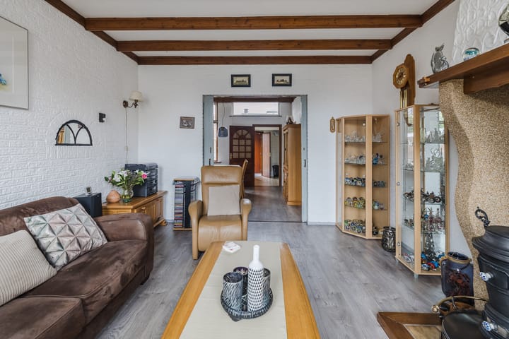 Foto 13 van Oranjestraat 64