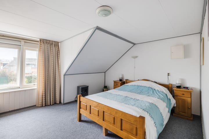 Foto 30 van Oranjestraat 64