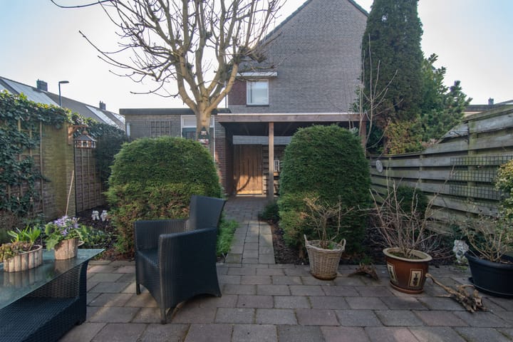 Foto 15 van Natuursteenlaan 35