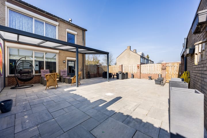 Foto 43 van Marsstraat 1