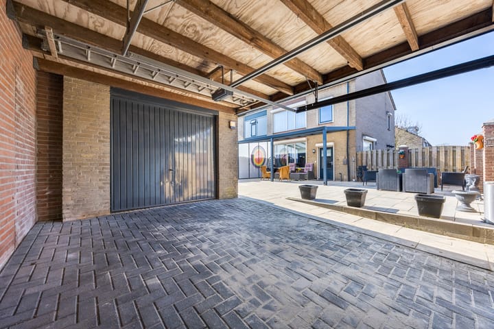 Foto 45 van Marsstraat 1