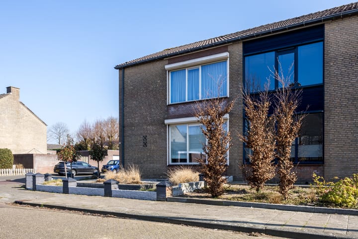 Foto 47 van Marsstraat 1