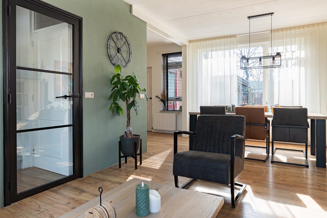 Photo 11 of Batingestraat 27