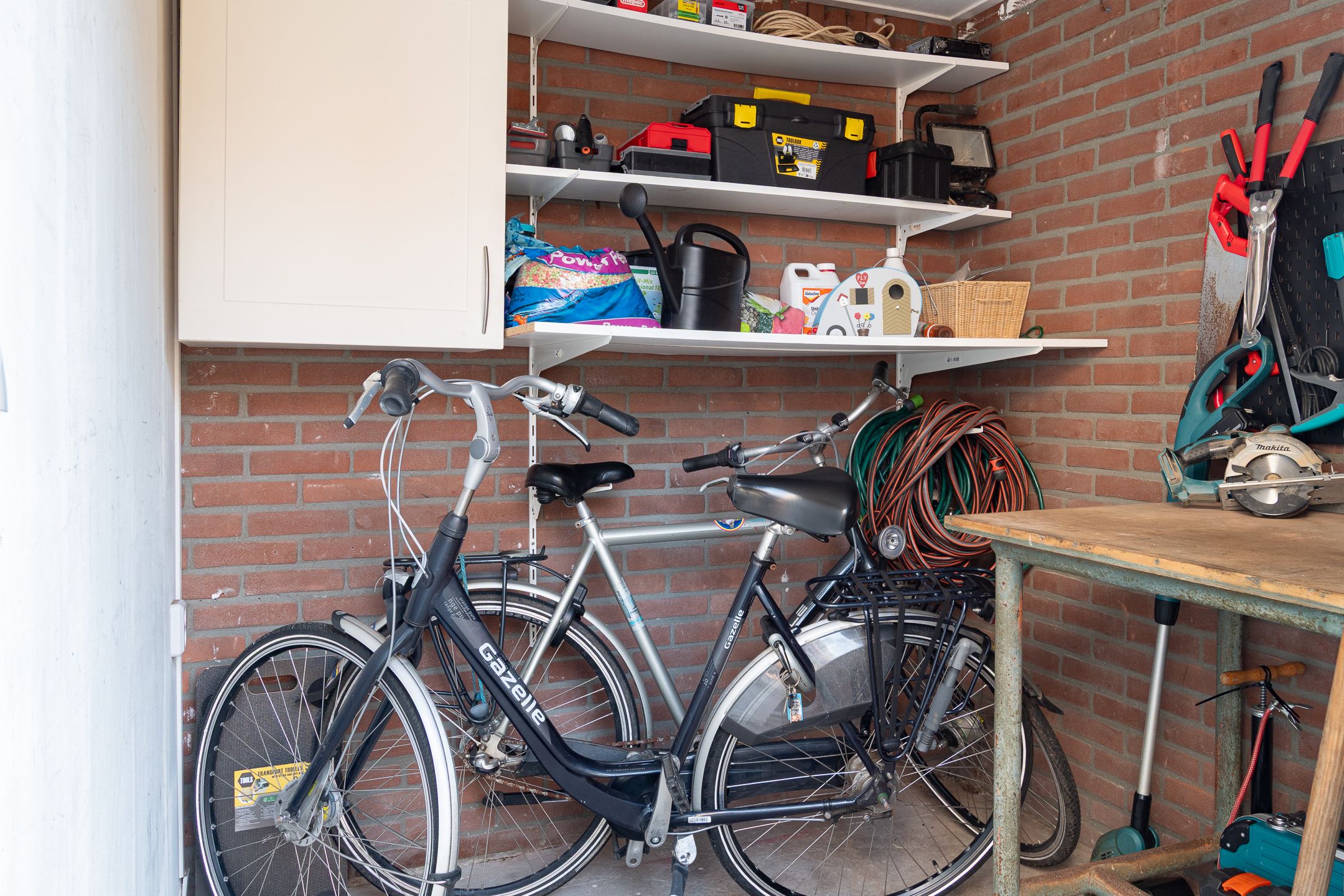 Photo 39 of Batingestraat 27