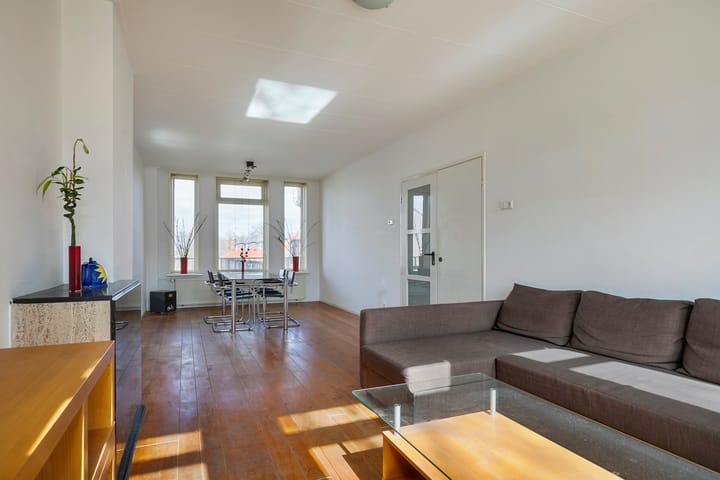 Foto 2 van Herman Robbersstraat 110-D