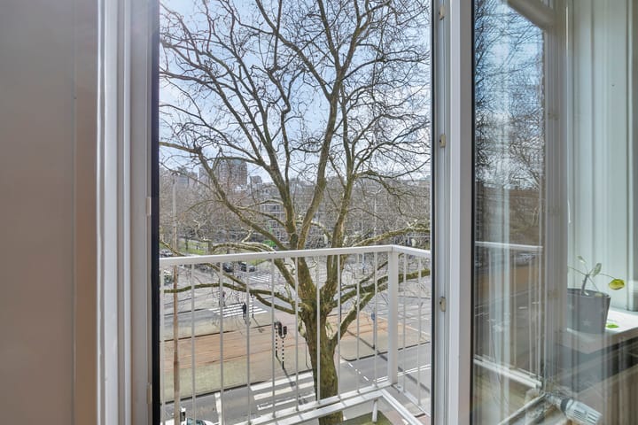 Foto 9 van Herman Robbersstraat 110-D