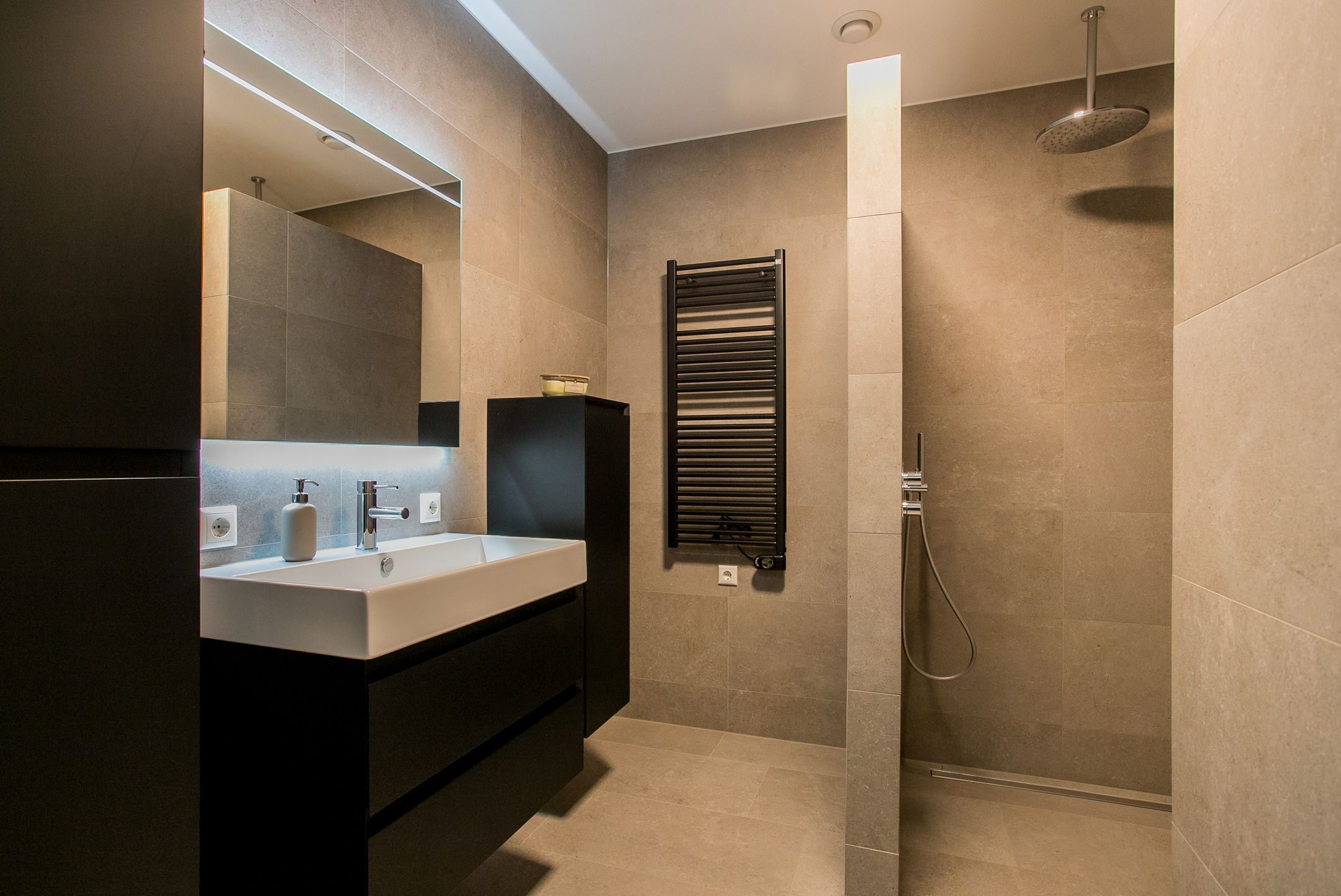 Foto 33 van Roermondseweg 17