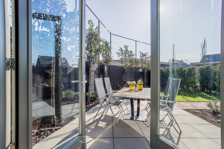 Foto 37 van Roermondseweg 17