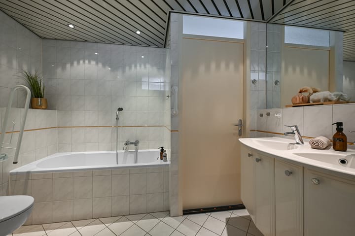 Foto 23 van Middelweg 90-A