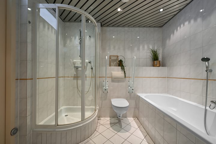 Foto 25 van Middelweg 90-A