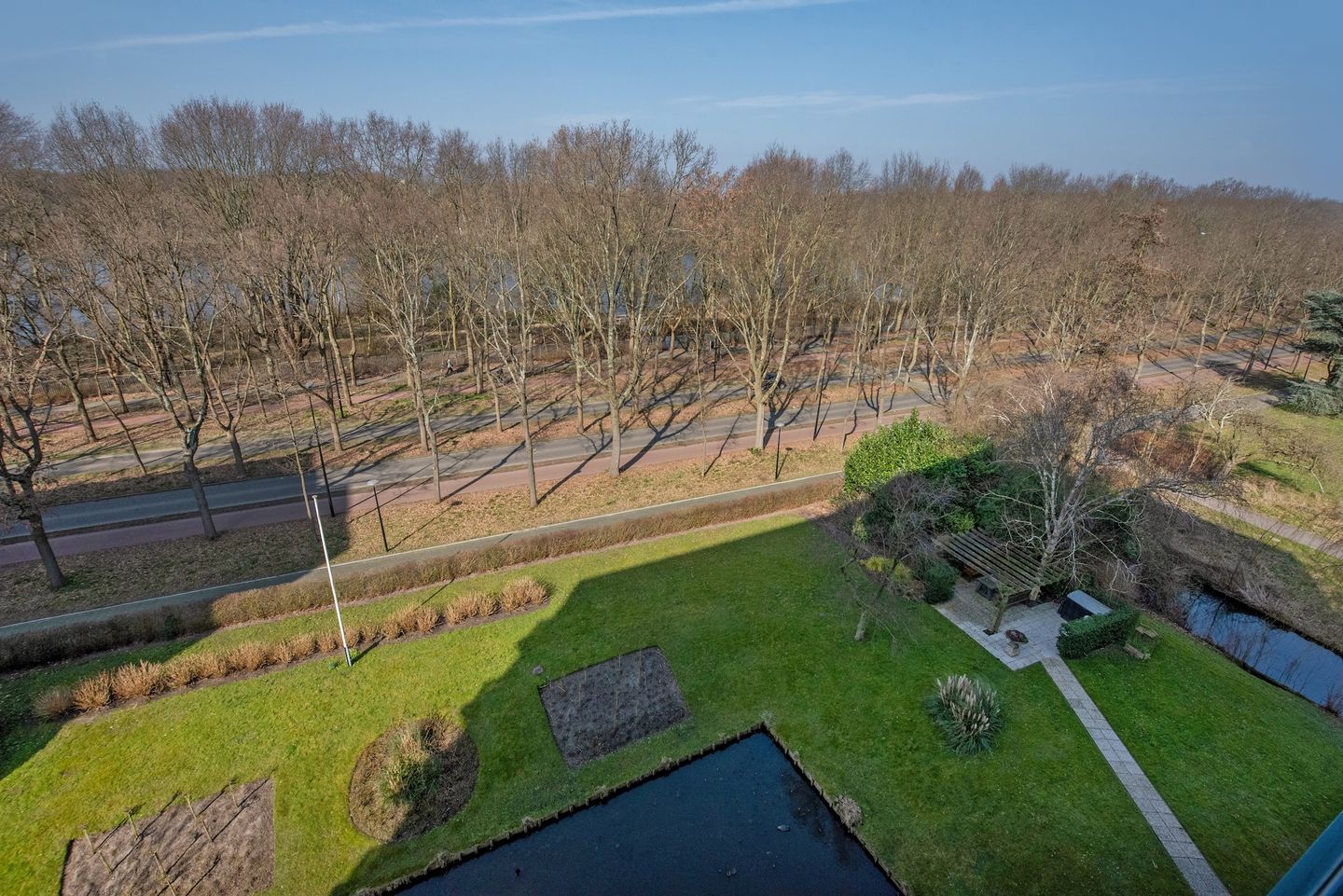 Foto 19 van Dr H. Colijnlaan 6-F202