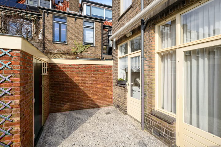 Foto 15 van Hadrianusstraat 27