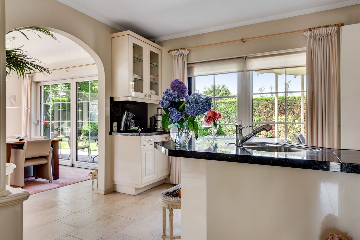 Foto 19 van Dirk Heziuslaan 71