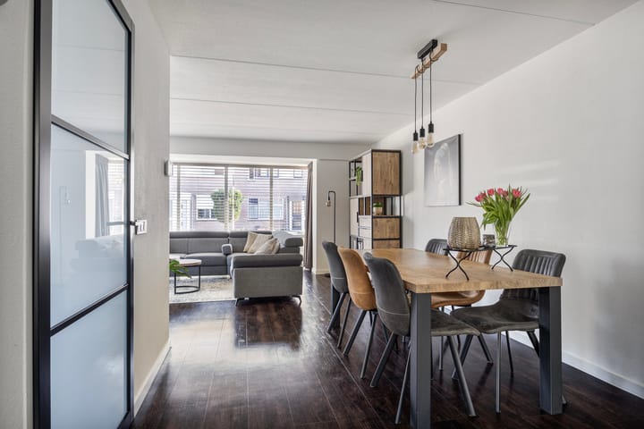 Photo 10 of Eisenhowerstraat 3