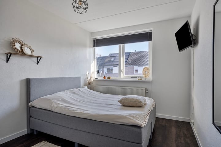 Photo 19 of Eisenhowerstraat 3