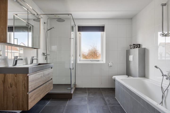 Photo 22 of Eisenhowerstraat 3