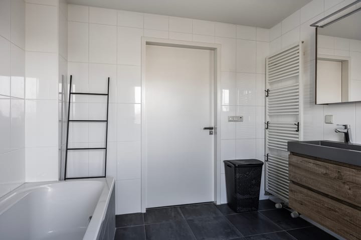 Photo 23 of Eisenhowerstraat 3